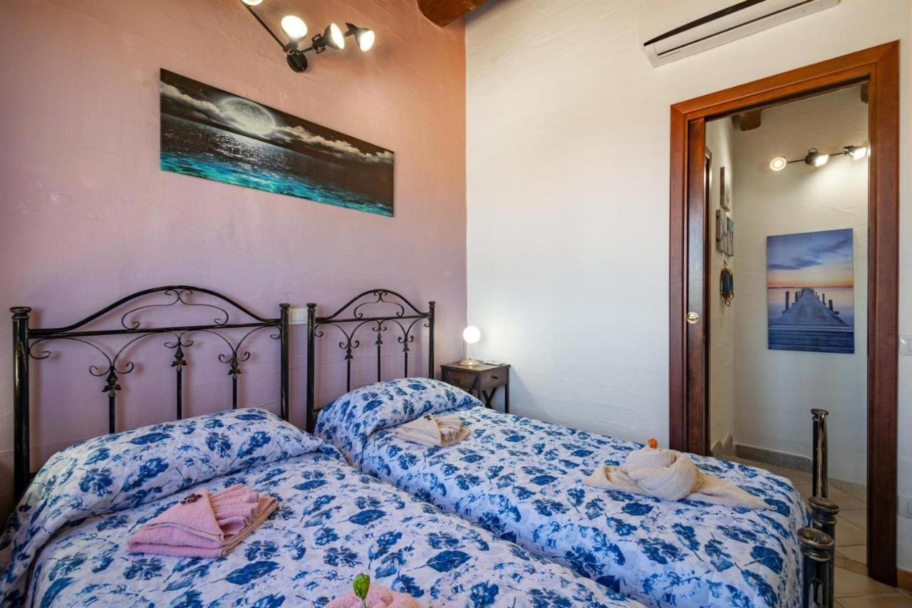 NebidaL'Estasi Tanca Piras A Bordo Piscina Con Vista Mare别墅 外观 照片