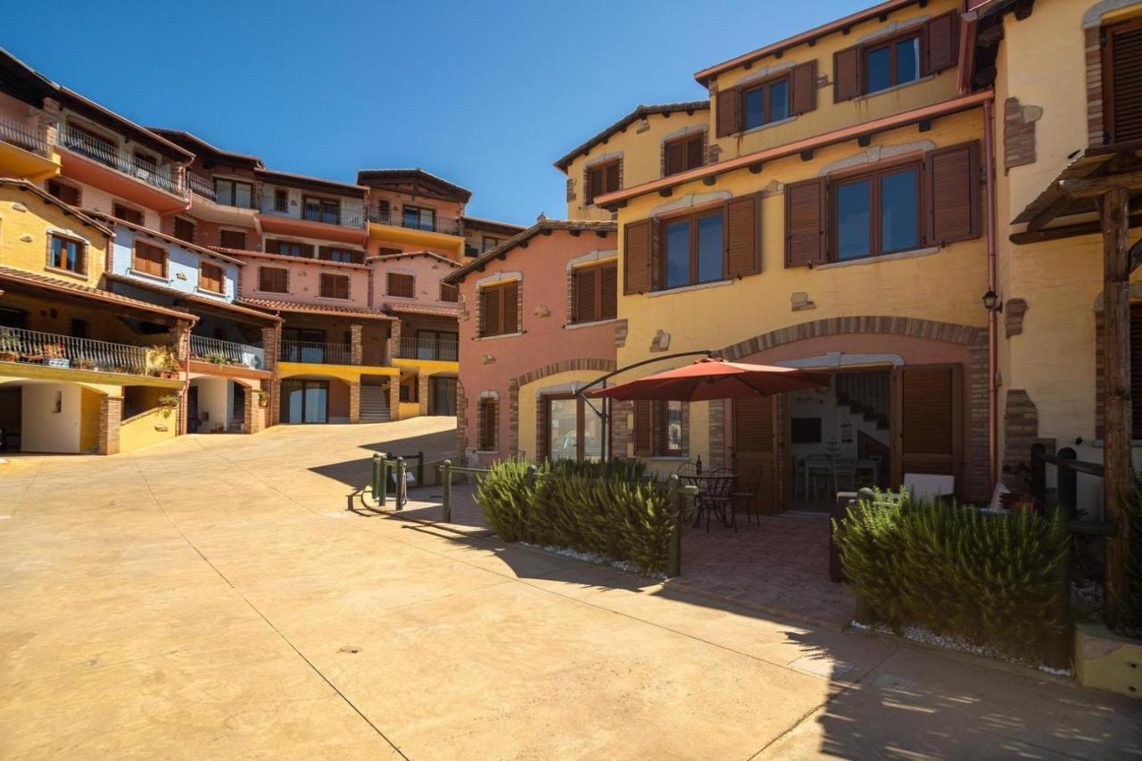 NebidaL'Estasi Tanca Piras A Bordo Piscina Con Vista Mare别墅 外观 照片