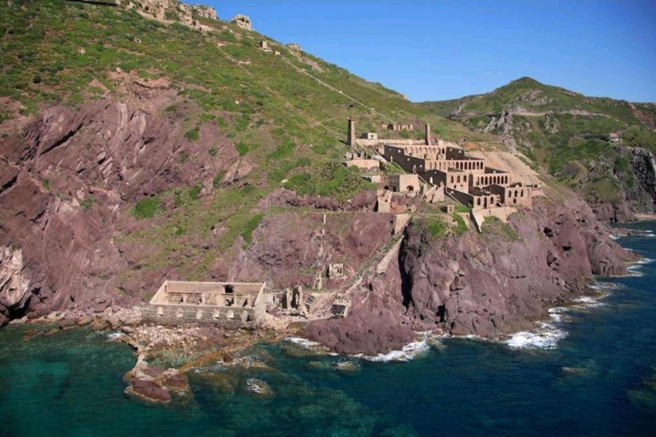 NebidaL'Estasi Tanca Piras A Bordo Piscina Con Vista Mare别墅 外观 照片