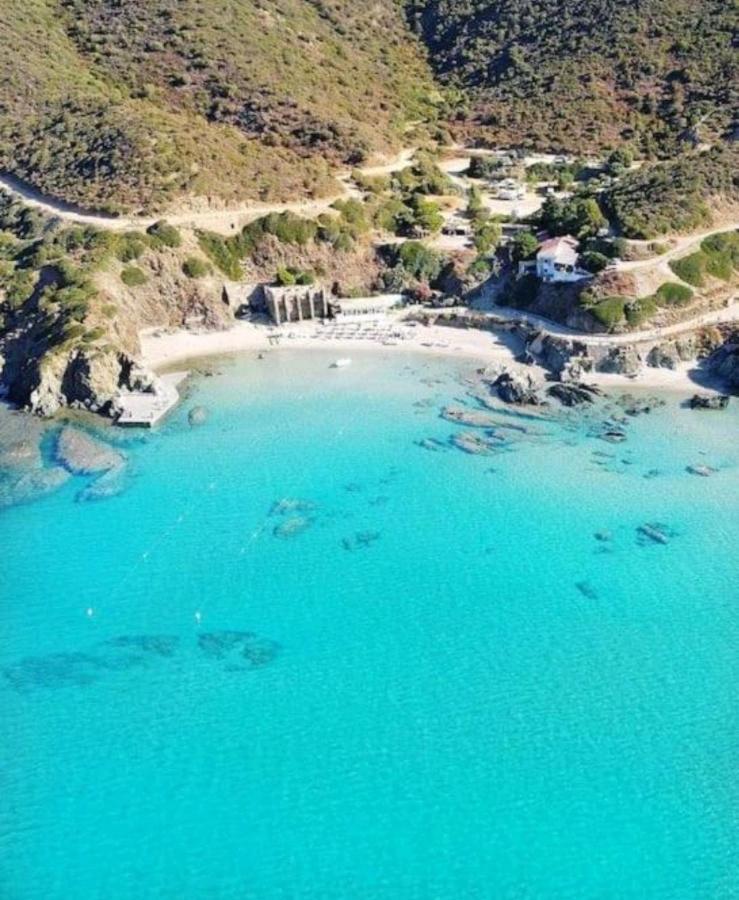 NebidaL'Estasi Tanca Piras A Bordo Piscina Con Vista Mare别墅 外观 照片