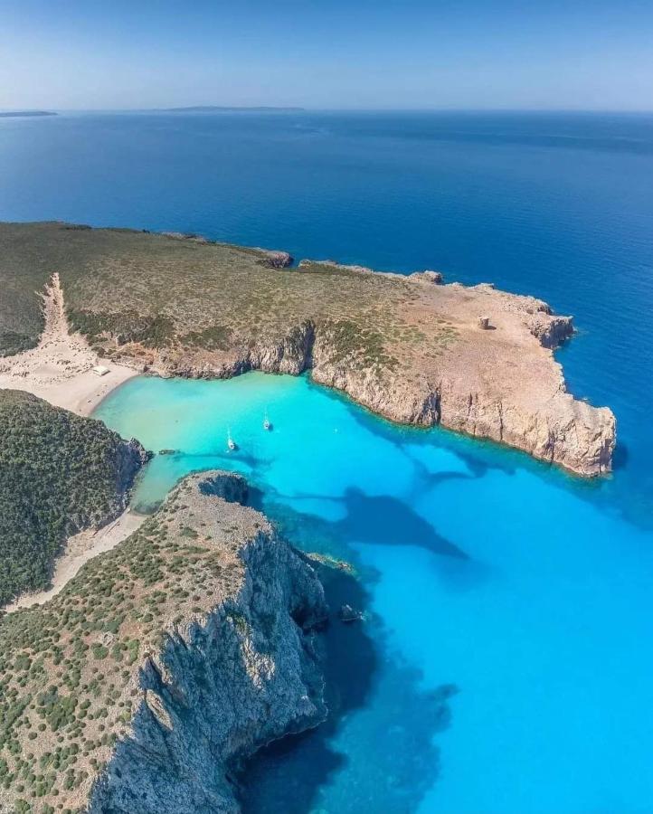 NebidaL'Estasi Tanca Piras A Bordo Piscina Con Vista Mare别墅 外观 照片